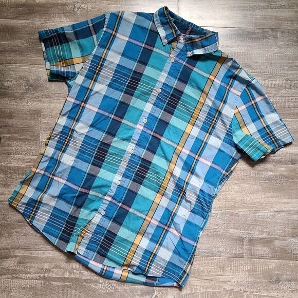 Urban Pipeline Max Flex Button Up Size Large - Picture 1 of 5